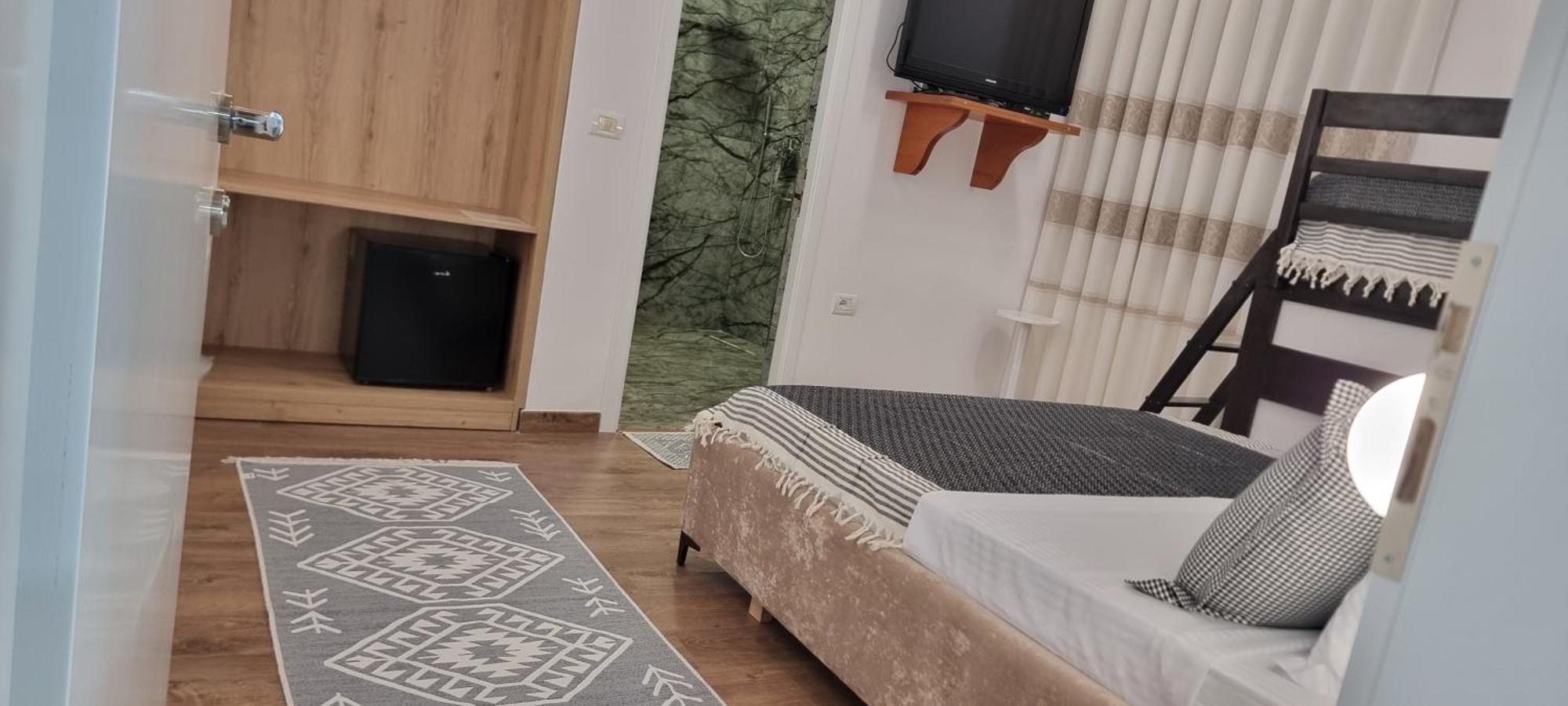 Salillari Guest House Berat Luaran gambar