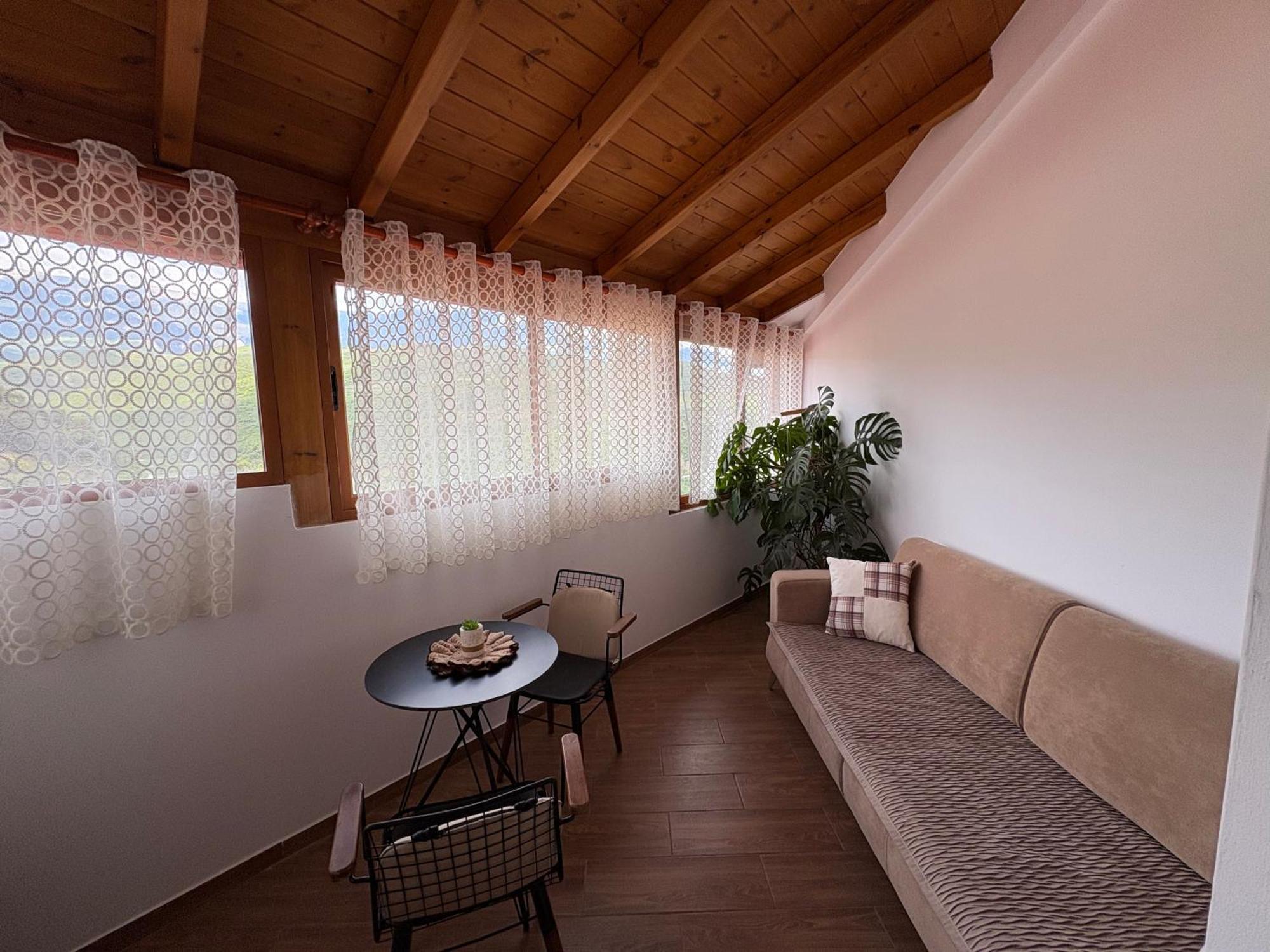 Salillari Guest House Berat Luaran gambar